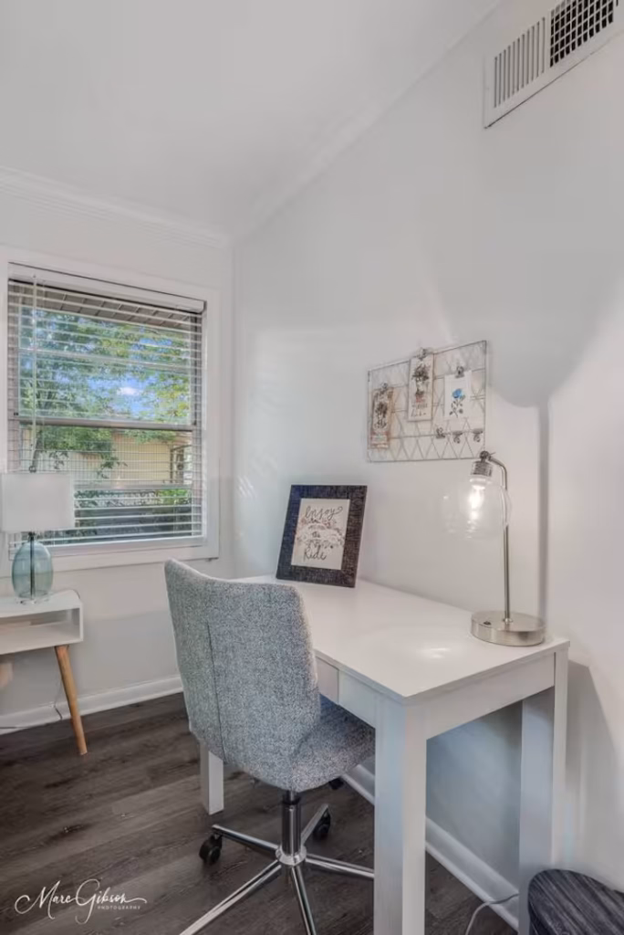 4b003a2e 0903 4e34 8457 5097533171d7