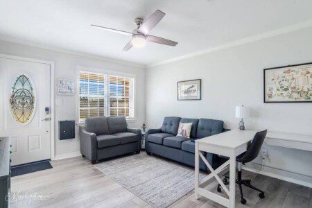 4e15d8db b22d 402a 988f bc51f1a02271